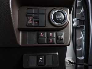 Минивэн Toyota Roomy 2022 года, 1199000 рублей, Тюмень