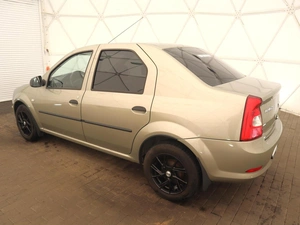 Седан Renault Logan 2011 года, 860000 рублей, Орёл
