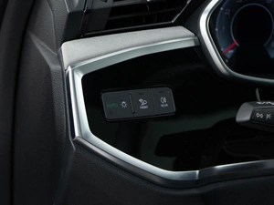 Внедорожник Audi Q3 2025 года, 4245999 рублей, Москва