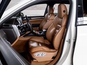 Внедорожник Porsche Cayenne Turbo 2011 года, 2399000 рублей, Краснодар