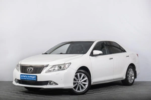 Седан Toyota Camry 2013 года, 1669000 рублей, Томск