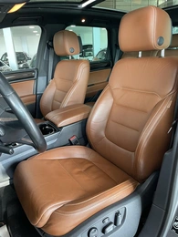 Внедорожник Volkswagen Touareg 2013 года, 2537000 рублей, Солонцы