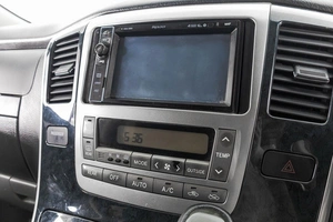 Минивэн Toyota Alphard 2008 года, 1889000 рублей, Барнаул