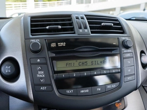 Внедорожник Toyota RAV4 2012 года, 1569000 рублей, Волгоград