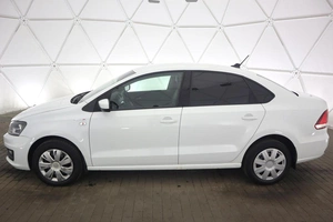 Седан Volkswagen Polo 2017 года, 1055000 рублей, Орёл