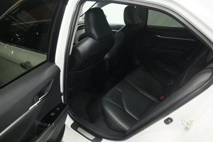 Седан Toyota Camry 2018 года, 2680000 рублей, Курск