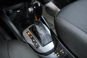 Седан Kia Rio 2016 года, 999000 рублей, Омск