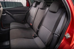 Седан ВАЗ (LADA) Granta 2012 года, 399999 рублей, Томск