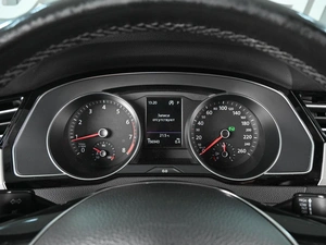Седан Volkswagen Passat 2017 года, 2159000 рублей, Аксай