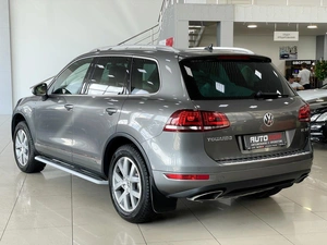 Внедорожник Volkswagen Touareg 2013 года, 2537000 рублей, Солонцы