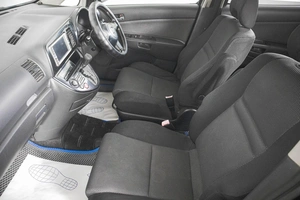 Минивэн Toyota Wish 2005 года, 769000 рублей, Кемерово