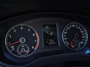 Седан Volkswagen Jetta 2012 года, 800000 рублей, Волгоград