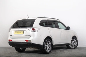 Внедорожник Mitsubishi Outlander 2013 года, 1779000 рублей, Томск