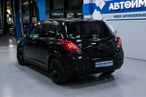 Хетчбэк Nissan Tiida 2006 года, 558000 рублей, Солонцы