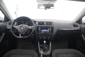 Седан Volkswagen Jetta 2017 года, 1430000 рублей, Орёл