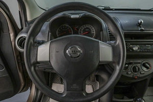 Хетчбэк Nissan Note 2011 года, 699000 рублей, Челябинск