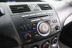 Седан Mazda 3 2011 года, 939000 рублей, Красноярск