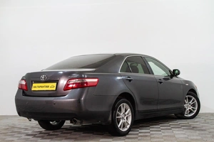 Седан Toyota Camry 2006 года, 929000 рублей, Сургут