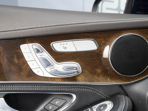 Внедорожник Mercedes-benz GLC-класс 2015 года, 2550000 рублей, Омск