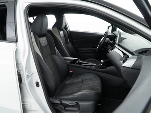Внедорожник Toyota C-HR 2021 года, 3737077 рублей, Москва
