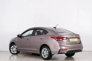 Седан Hyundai Solaris 2018 года, 1249000 рублей, Красноярск