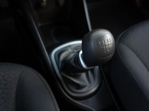 Хетчбэк Kia Rio 2014 года, 949000 рублей, Саратов