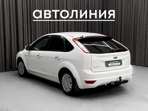 Хетчбэк Ford Focus 2011 года, 670000 рублей, Красноярск