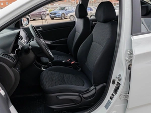 Седан Hyundai Solaris 2015 года, 960000 рублей, Краснодар