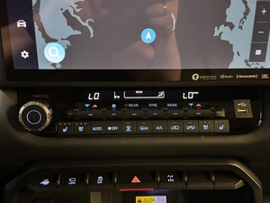Внедорожник Toyota Sequoia 2023 года, 14497000 рублей, Красноярск