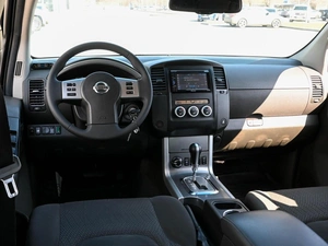 Внедорожник Nissan Pathfinder 2012 года, 1575000 рублей, Волгоград