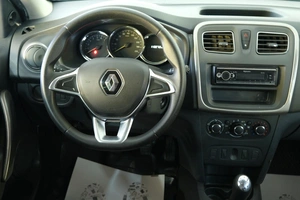 Седан Renault Logan 2020 года, 819000 рублей, Омск