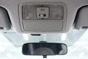 Минивэн Toyota Voxy 2008 года, 1179000 рублей, Омск