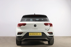 Внедорожник Volkswagen T-Roc 2021 года, 2199000 рублей, Новосибирск