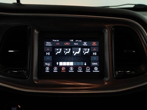 Купе Dodge Challenger 2019 года, 3639050 рублей, Москва