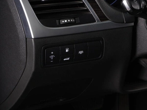 Седан Hyundai Genesis 2015 года, 2085000 рублей, Минеральные Воды