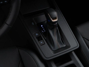 Внедорожник Toyota Corolla Cross, I Рестайлинг 2025 года, 3918900 рублей, Москва