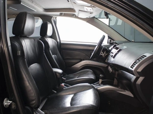 Внедорожник Mitsubishi Outlander 2007 года, 890000 рублей, Омск