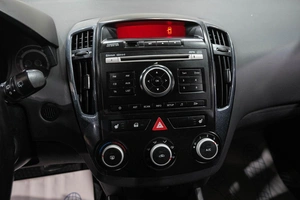 Хетчбэк Kia Ceed 2010 года, 729000 рублей, Новокузнецк