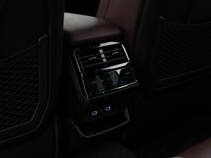 Внедорожник Geely Monjaro 2023 года, 3312444 рублей, Москва