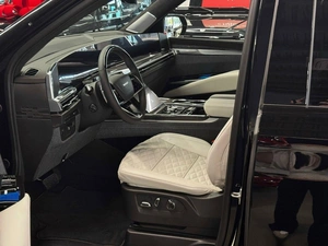 Внедорожник Cadillac Escalade-V 2026 года, 27000000 рублей, Павловская Слобода