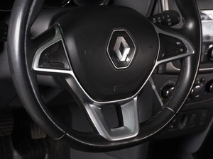 Хетчбэк Renault Sandero Stepway 2018 года, 1015000 рублей, Красный Пахарь