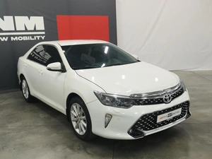 Седан Toyota Camry 2015 года, 2000000 рублей, Курск