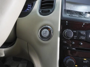Внедорожник Infiniti EX25 2011 года, 1700000 рублей, Ростов-на-Дону