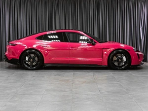 Седан Porsche Taycan 2020 года, 7639000 рублей, Тюмень