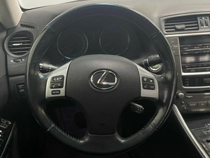 Седан Lexus IS 2011 года, 1768000 рублей, Красноярск