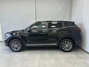 Внедорожник Geely Atlas Pro 2023 года, 2295000 рублей, Красноярск