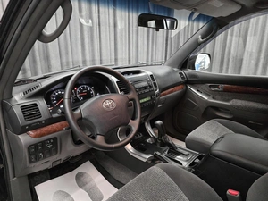 Внедорожник Toyota Land Cruiser Prado 2006 года, 1960000 рублей, Красноярск