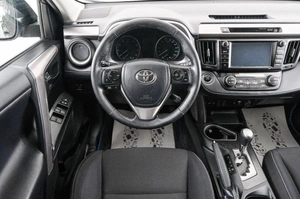 Внедорожник Toyota RAV4 2018 года, 2599000 рублей, Красноярск