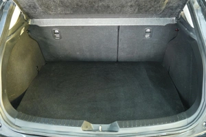 Хетчбэк Mazda 3 2014 года, 1239000 рублей, Омск
