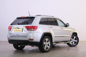 Внедорожник Jeep Grand Cherokee 2012 года, 2749000 рублей, Омск